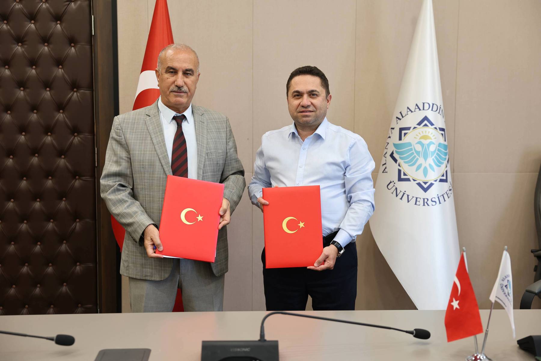 ALKÜ İLE ALANYA İŞKUR, ÖĞRENCİLERİN KARİYERİ İÇİN İMZA ATTI