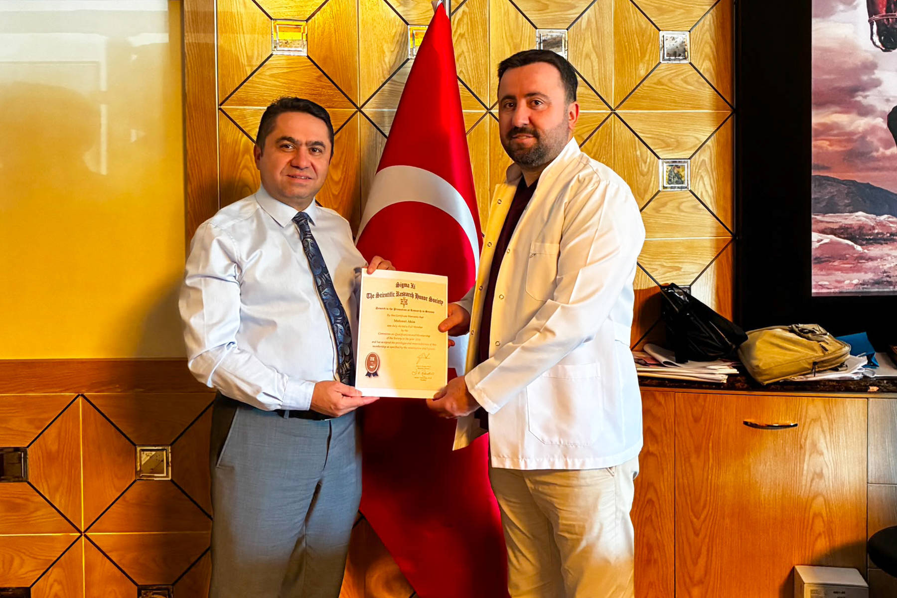 ALKÜ’LÜ AKADEMİSYEN SİGMA Xi’YE SEÇİLDİ