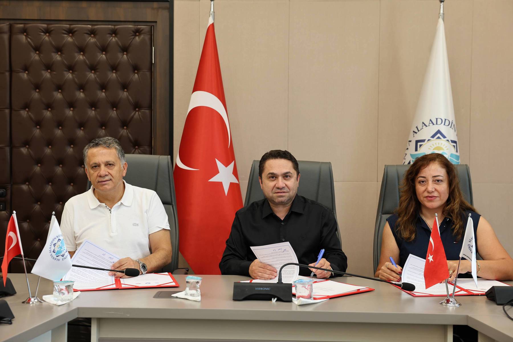 ALKÜ, HEGEM VAKFI VE KGK’DAN ŞİDDETLE MÜCADELEDE GÜÇ BİRLİĞİ